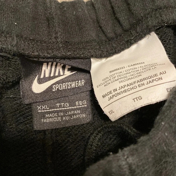 EUC Nike Sportswear Black Cotton Terry Drawstring Pull On Shorts See Measurement - Picture 2 of 12
